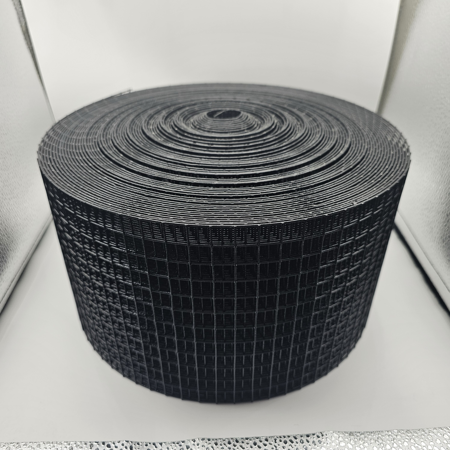 Solar Panel Bird Guard Mesh Buying Guide for Importers and Distributors